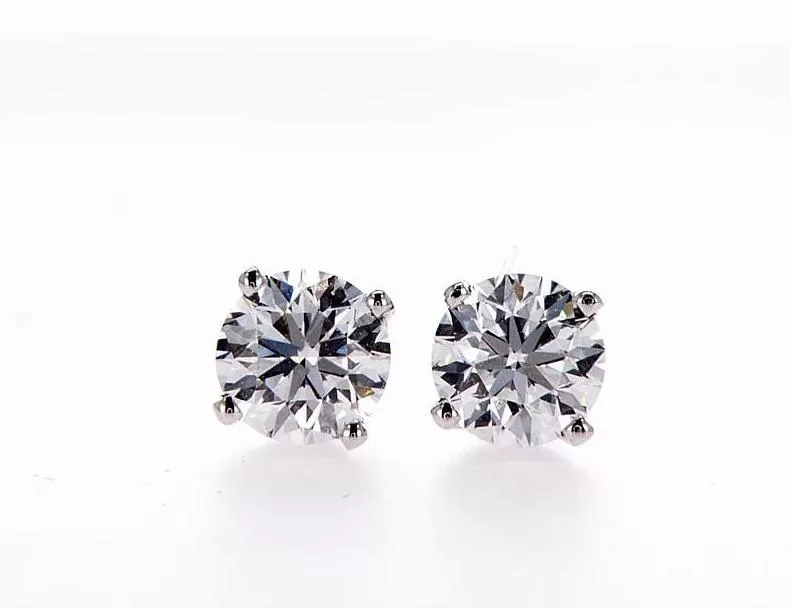 14K  Gold Round Diamond Stud Earrings (1.00Ctw)