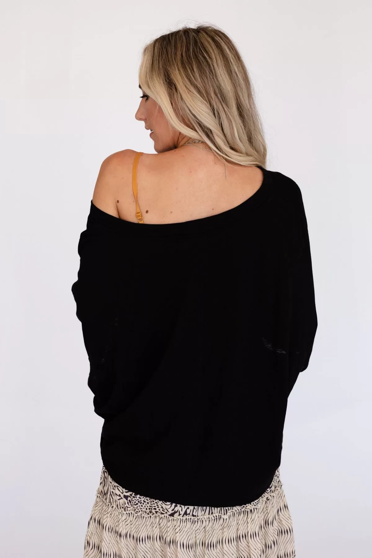 Cozy Oversized Slub V Neck Top - Black