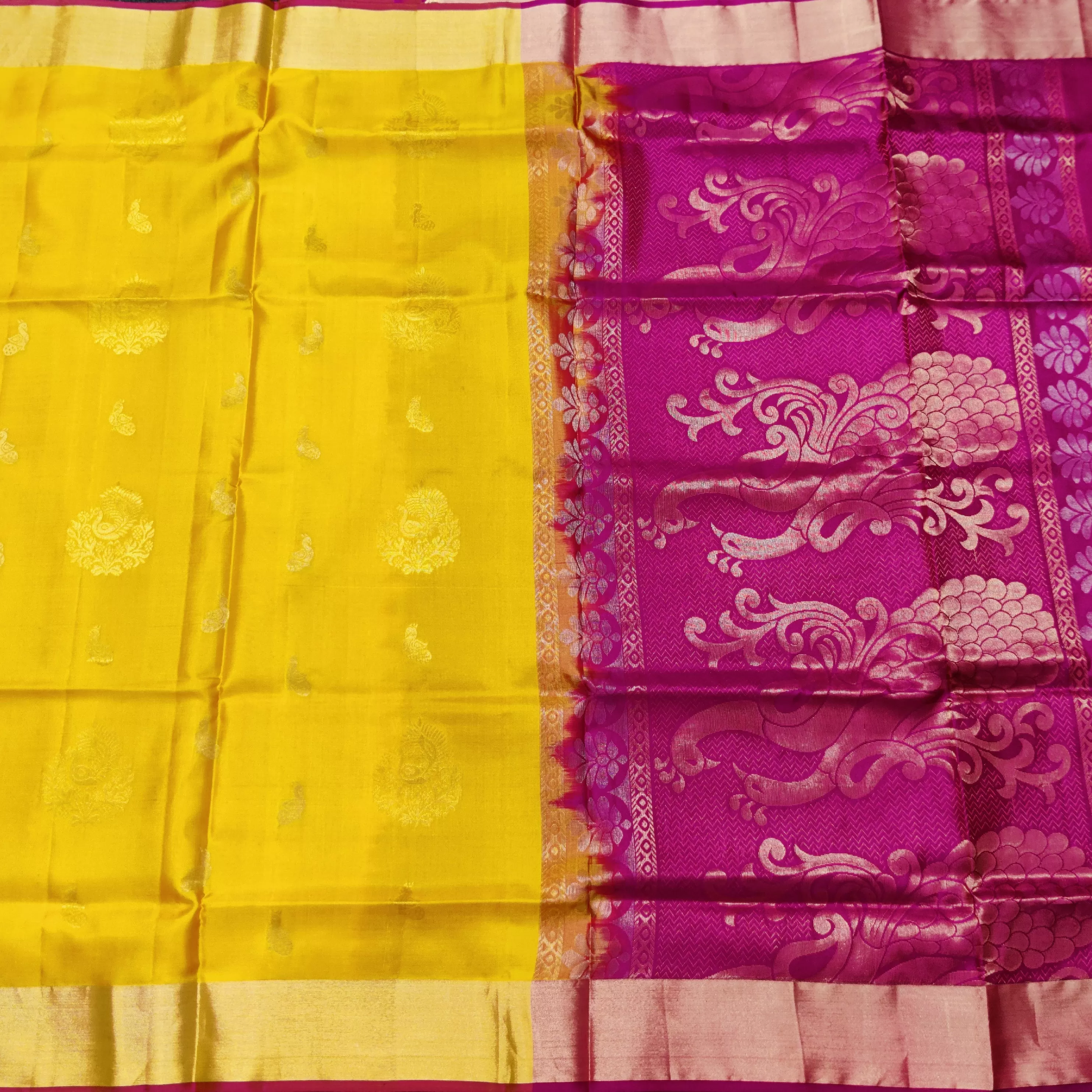 Lightweight Jamdani Pattu - SFT19