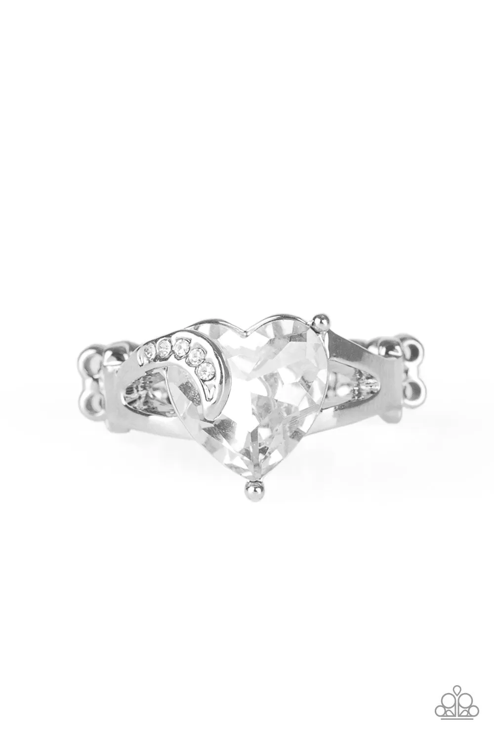 Paparazzi Romantic Reverie - White Heart Ring