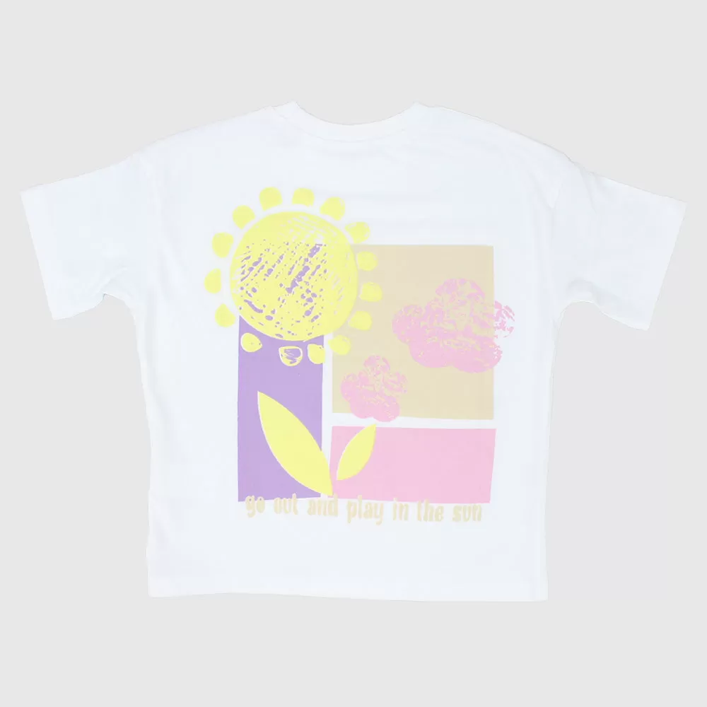 "Go Out And Play In The Sun" Short-Sleeved T-Shirt