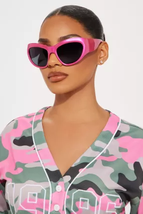 Set The Trend Sunglasses - Hot Pink