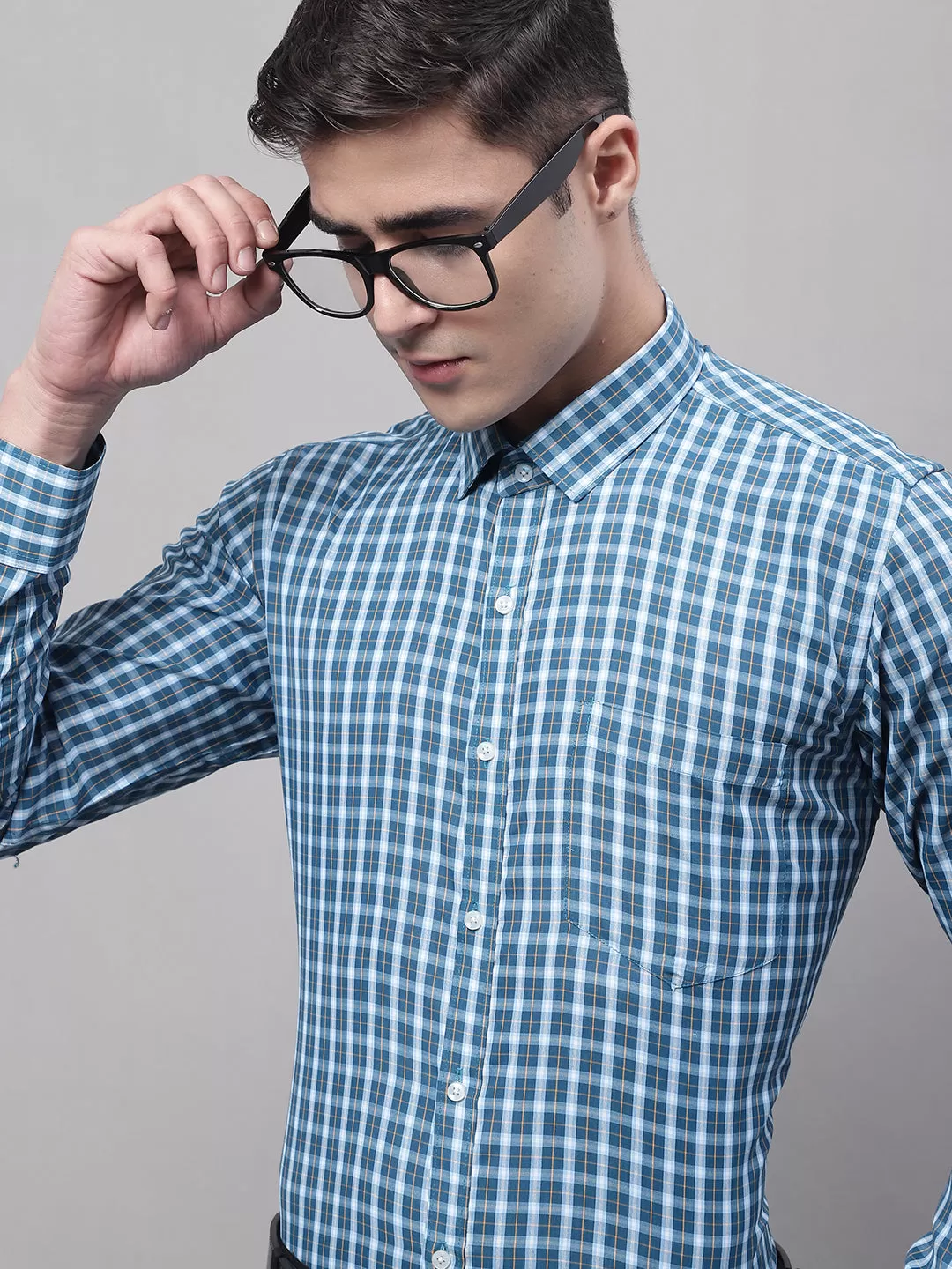 Style Quotient Men Blue and White  Checked Polycotton Slim Fit Formal  Shirt