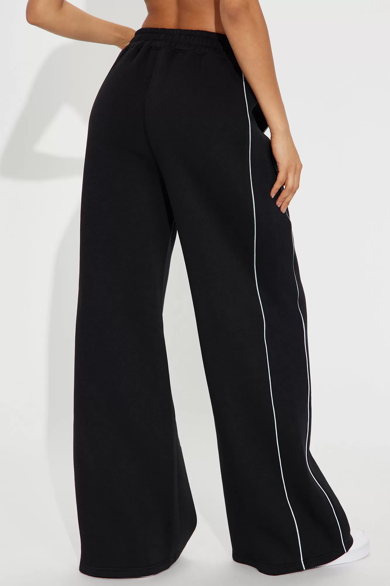 Taking Chances Reflective Lounge Pant - Black